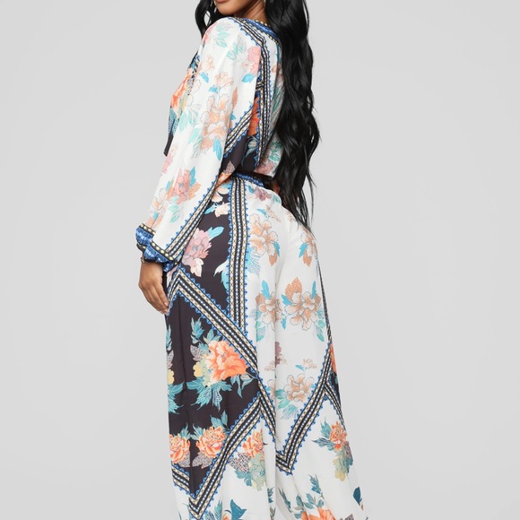 Two Piece Pant Set - Picture 3 of 11